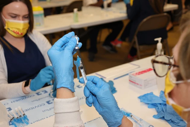 Coronaimpfung.jpg (Bild: Mass Vaccination Site / Steve Kwak / CC CC BY 2.0)